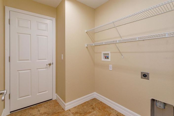 Image No.24-4 Bed House for sale