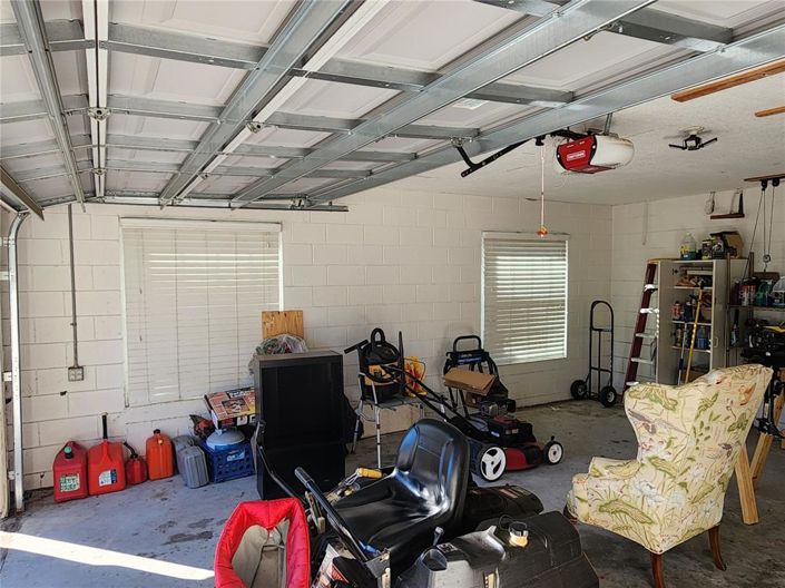 Image No.25-5 Bed House for sale