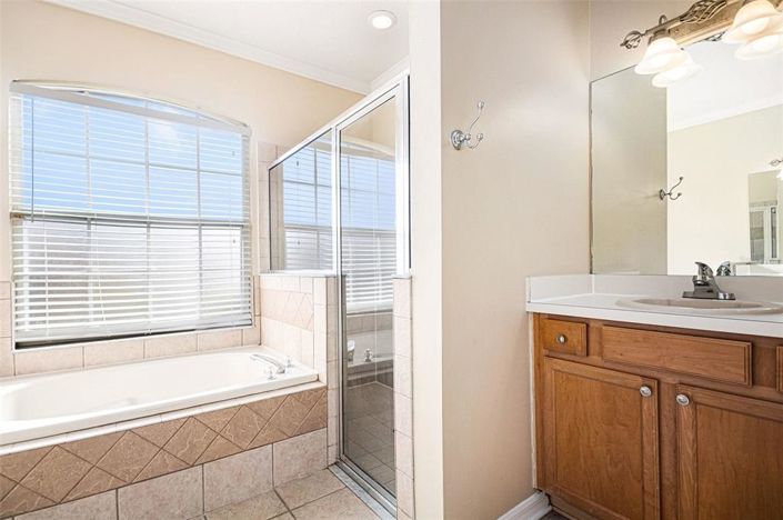 Image No.14-3 Bed House for sale