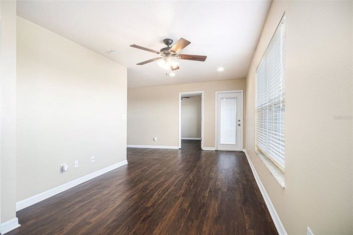 Image No.16-3 Bed House for sale