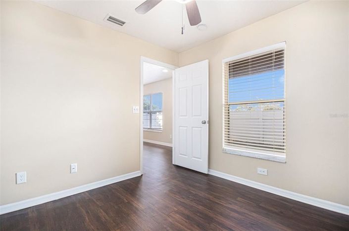 Image No.20-3 Bed House for sale