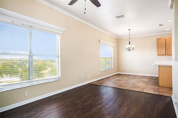 Image No.5-3 Bed House for sale