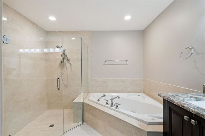 Image No.27-3 Bed House for sale