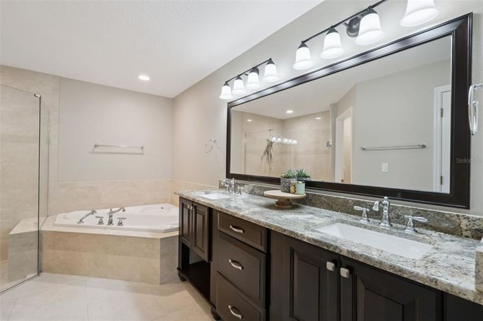 Image No.28-3 Bed House for sale