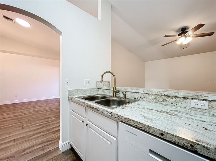 Image No.19-Maison de ville de 2 chambres à vendre à Saint John