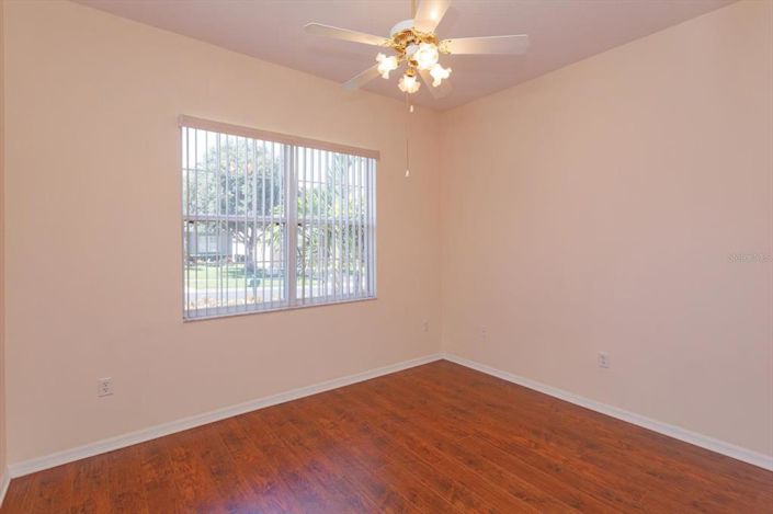 Image No.20-2 Bed House for sale