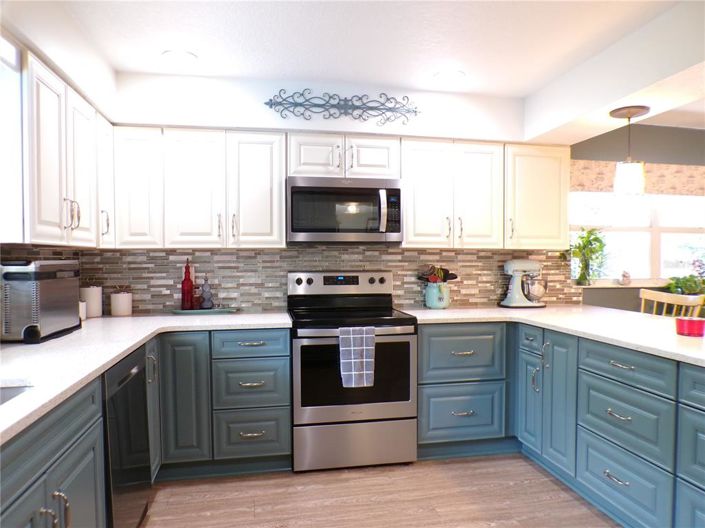 Image No.14-4 Bed House for sale