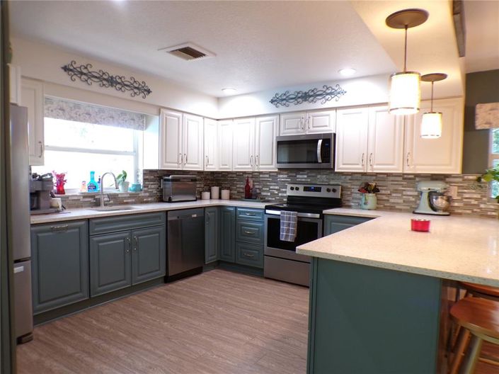 Image No.15-4 Bed House for sale