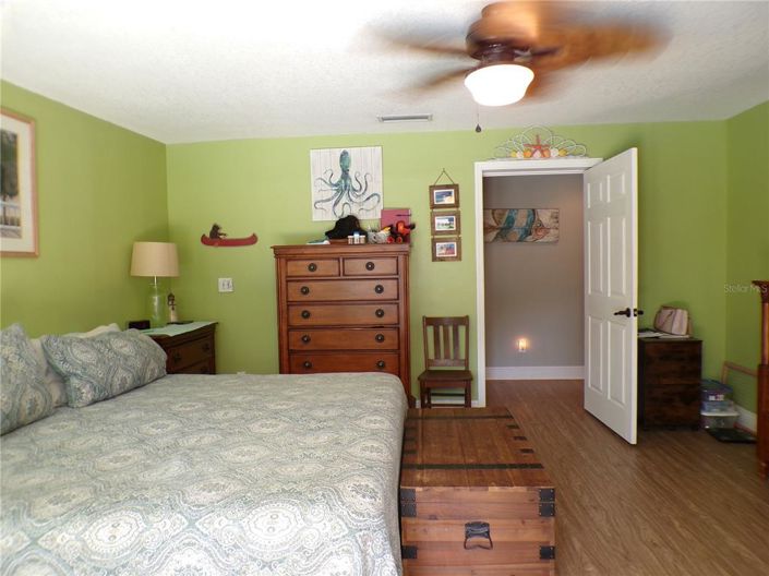 Image No.25-4 Bed House for sale