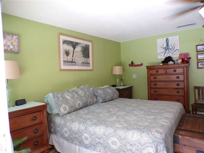 Image No.26-4 Bed House for sale