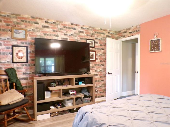 Image No.34-4 Bed House for sale