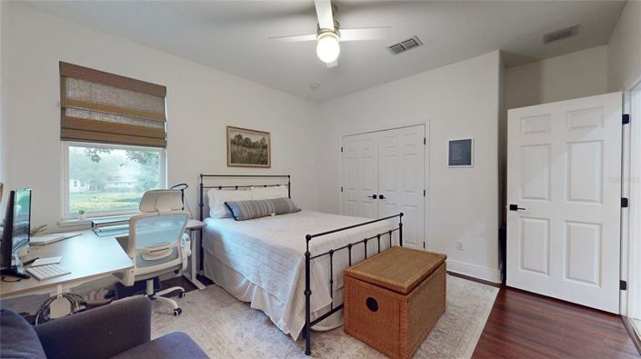 Image No.30-4 Bed House for sale