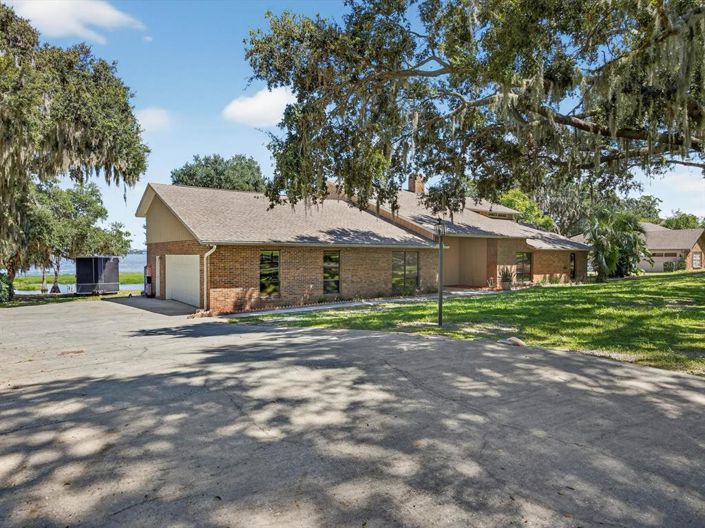 Image No.12-4 Bed House for sale