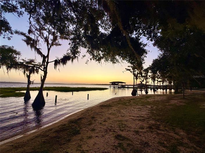 Image No.2-4 Bed House for sale