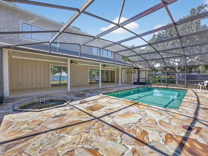 Image No.6-4 Bed House for sale