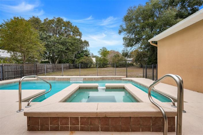 Image No.43-3 Bed House for sale