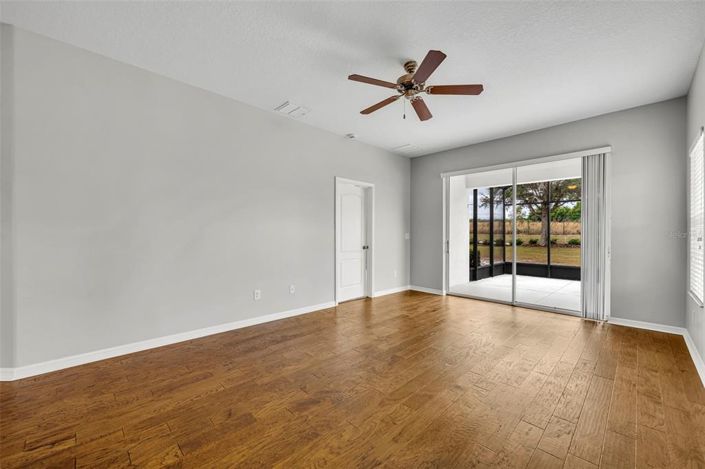 Image No.6-2 Bed Villa for sale