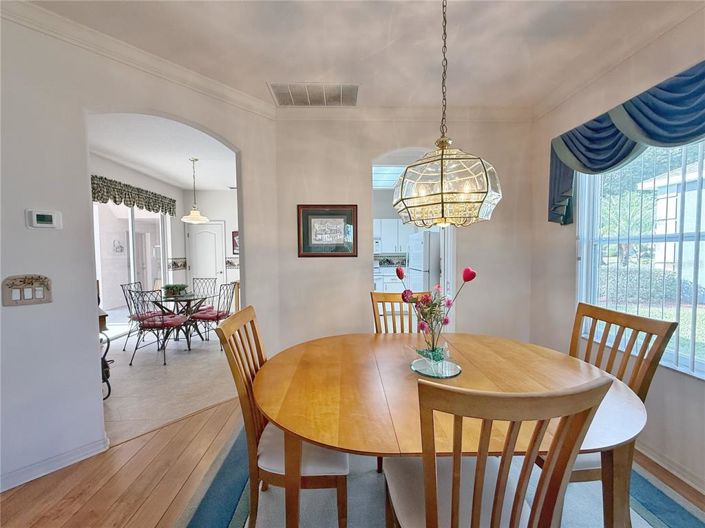 Image No.12-3 Bed House for sale