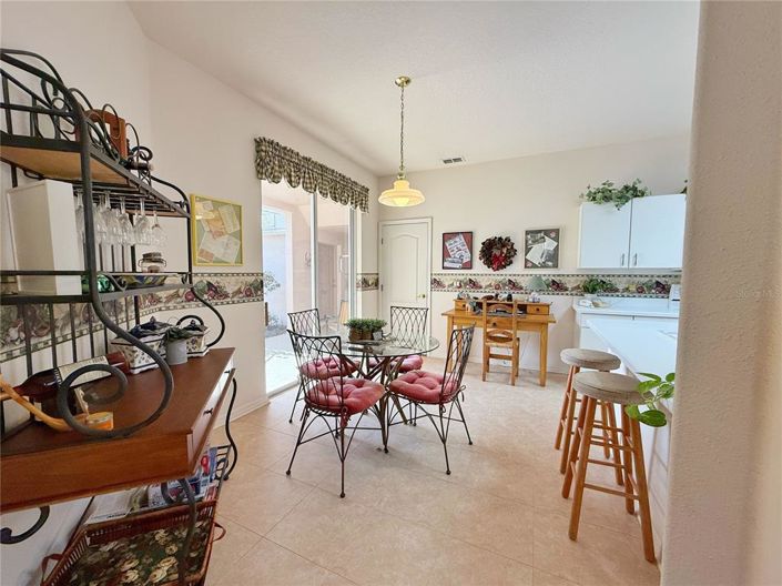 Image No.19-3 Bed House for sale