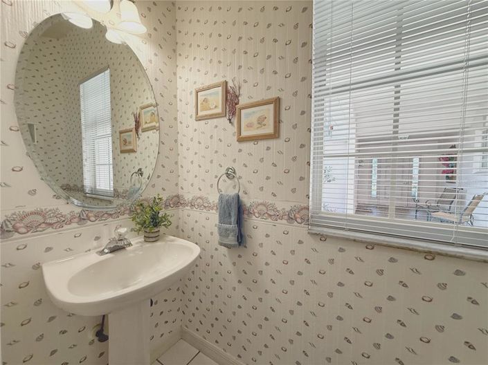 Image No.30-3 Bed House for sale