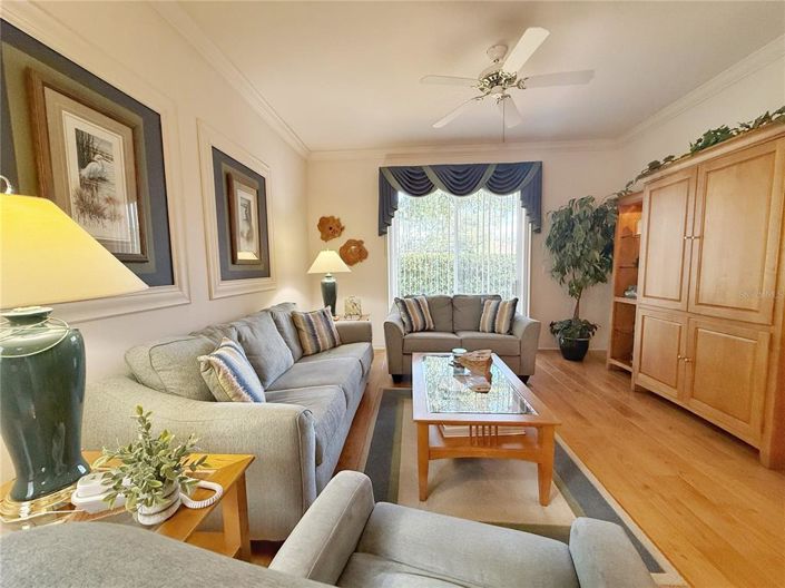 Image No.6-3 Bed House for sale