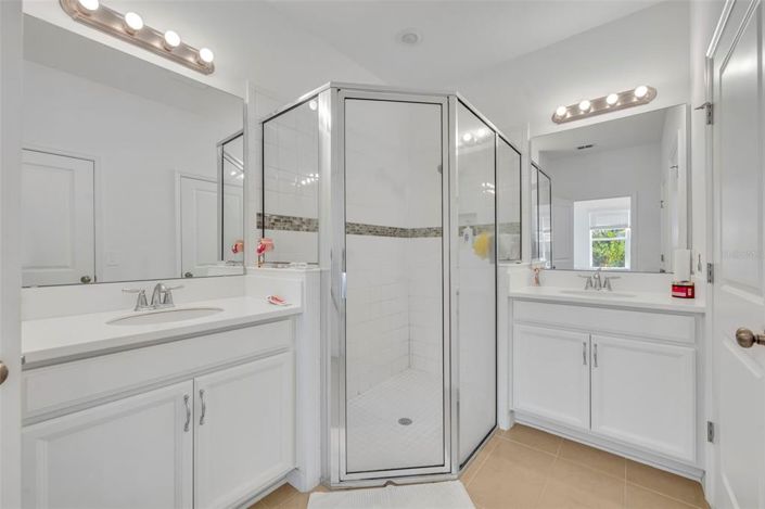 Image No.21-4 Bed House for sale