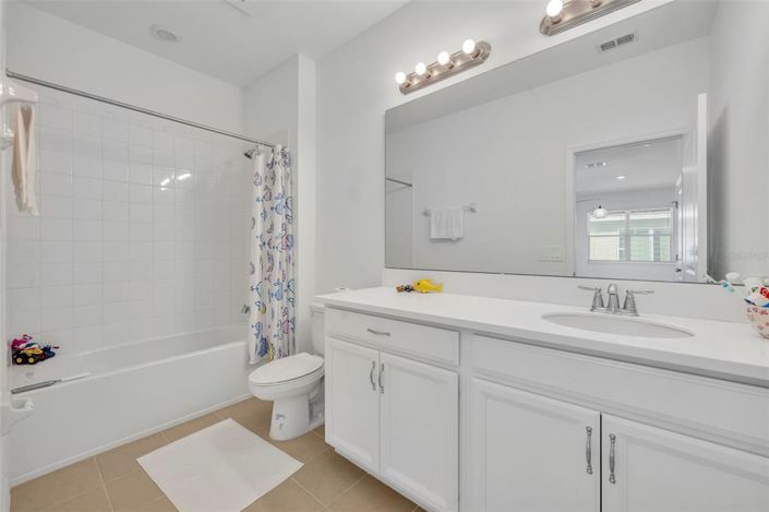 Image No.30-4 Bed House for sale