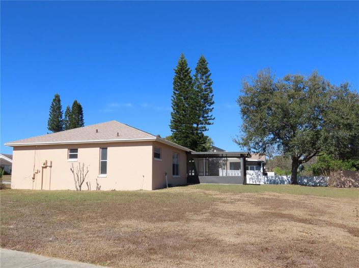 Image No.6-3 Bed House for sale