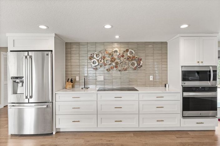 Image No.18-5 Bed House for sale