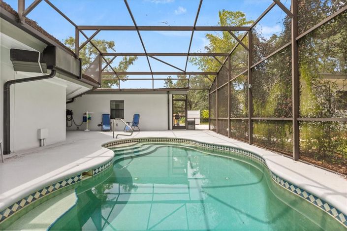 Image No.45-5 Bed House for sale