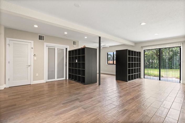 Image No.50-5 Bed House for sale