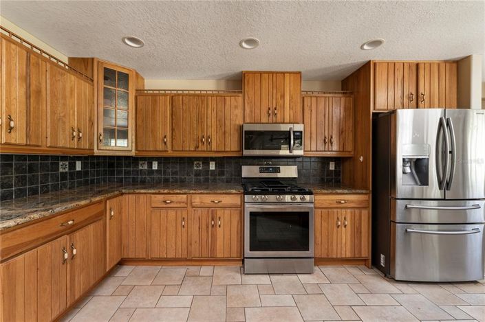 Image No.15-3 Bed House for sale