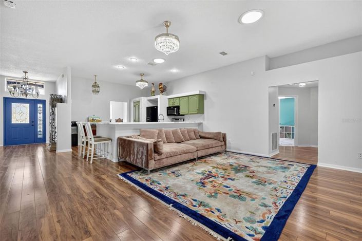 Image No.32-3 Bed House for sale