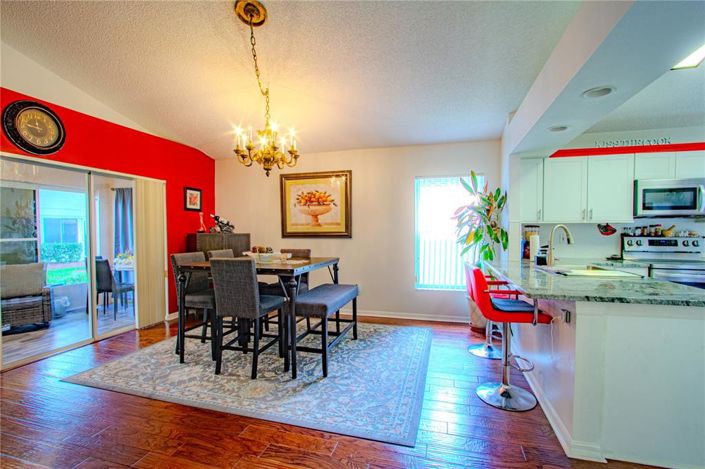 Image No.11-2 Bed House for sale