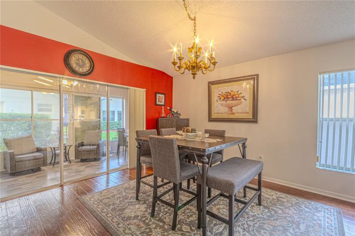 Image No.14-2 Bed House for sale