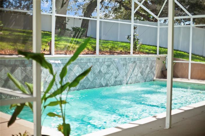 Image No.23-4 Bed House for sale