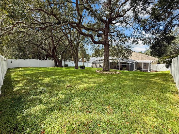 Image No.30-4 Bed House for sale