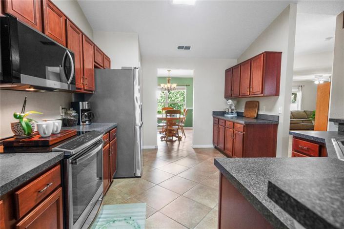 Image No.34-4 Bed House for sale