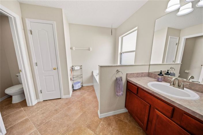 Image No.42-4 Bed House for sale