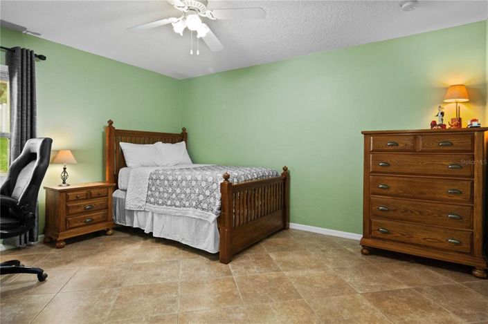 Image No.44-4 Bed House for sale