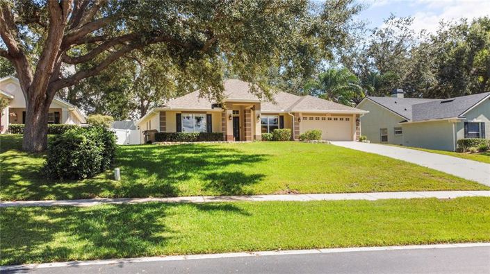 Image No.8-4 Bed House for sale