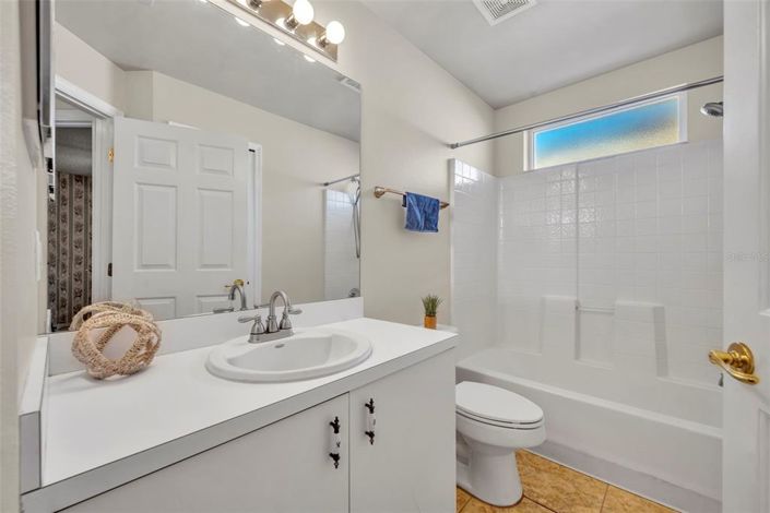 Image No.19-2 Bed House for sale