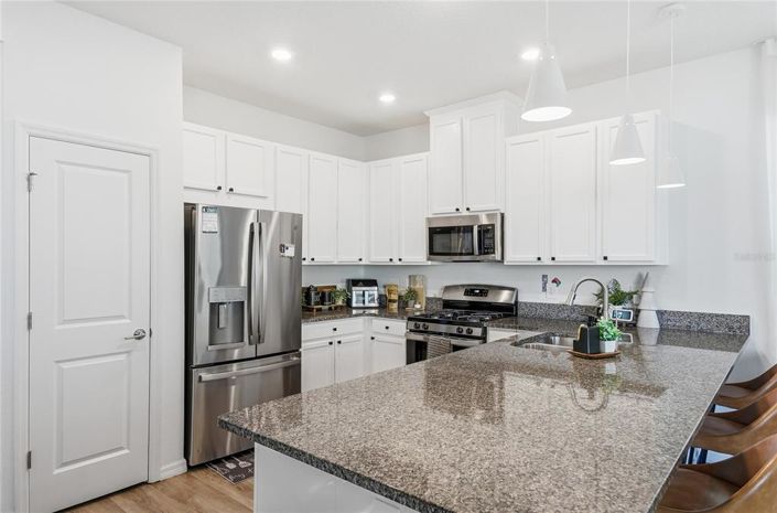 Image No.11-4 Bed House for sale