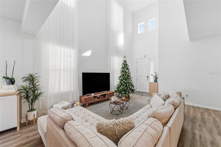 Image No.6-4 Bed House for sale