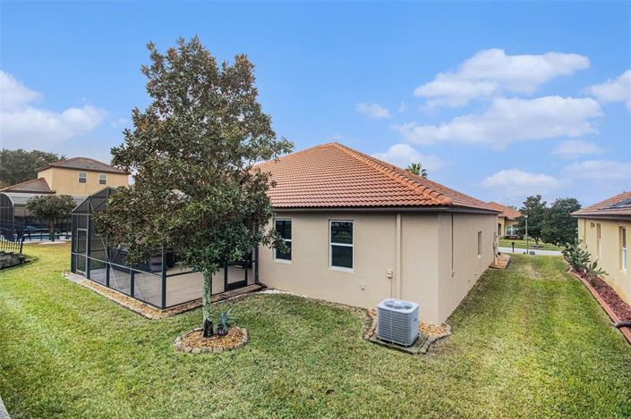 Image No.26-4 Bed House for sale