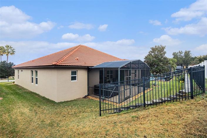 Image No.28-4 Bed House for sale