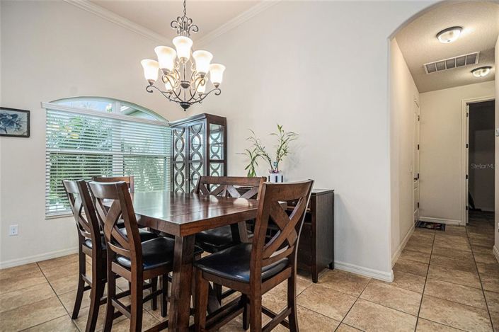 Image No.6-4 Bed House for sale