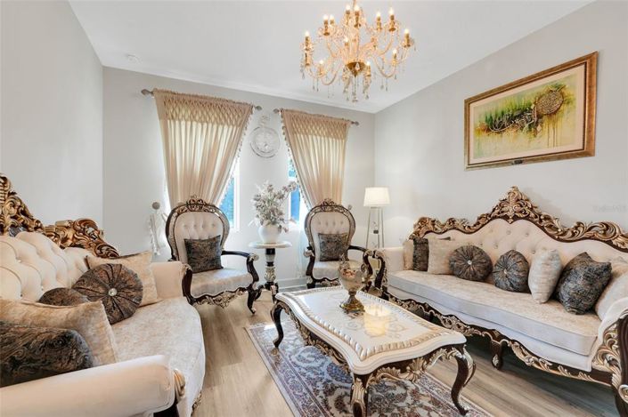 Image No.2-Maison de 4 chambres à vendre à Saint John