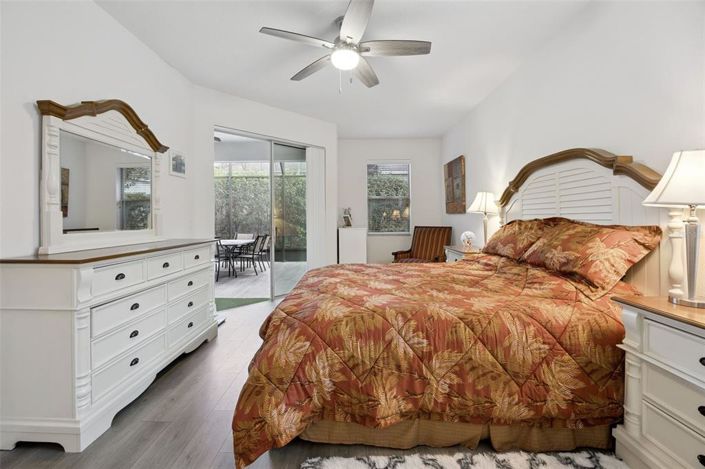 Image No.13-3 Bed House for sale