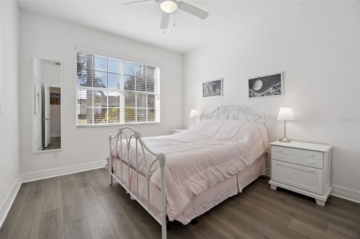 Image No.15-3 Bed House for sale